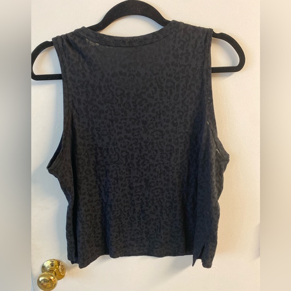 Women’s Semi Cropped Muscle Tank. Sheer workout top, only worn once - Picture 2 of 4